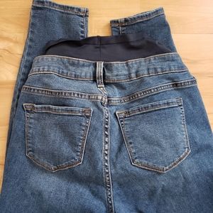 Old Navy Jeans - Old Navy Rockstar Maternity Jean's Full Panel Old Navy Jeans - Old Navy Rockstar Maternity Jean's Full Panel